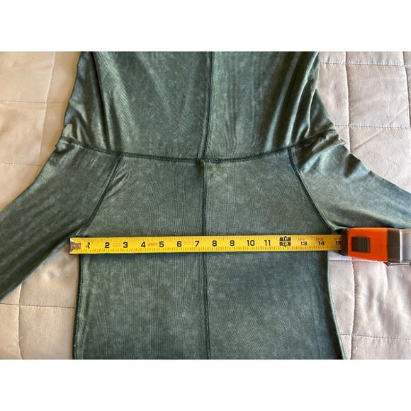 NWT WE THE FREE PEOPLE Size XS Cosmo Cowl Neck Long Sleeve Shirt Thumbholes Boho - Picture 2 of 13